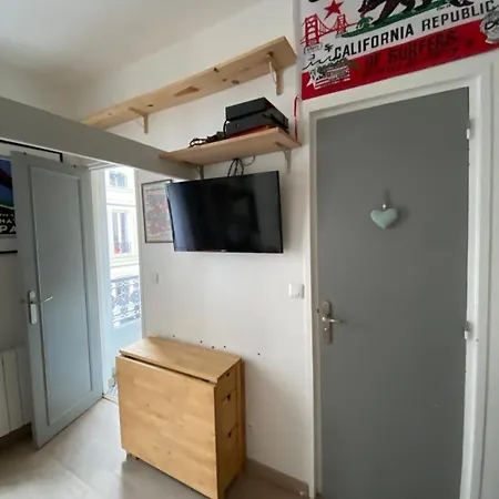 Elegant Flat Between Opera & Saint-lazare *