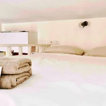 Opera 9th Cosy With Mezzanine Managed By Mey Agency Apartament Paryż