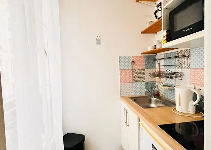 Opera 9Th Cosy Studio With Mezzanine Managed By Mey Agency